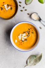 Curry Carrot soup with sunflower seeds